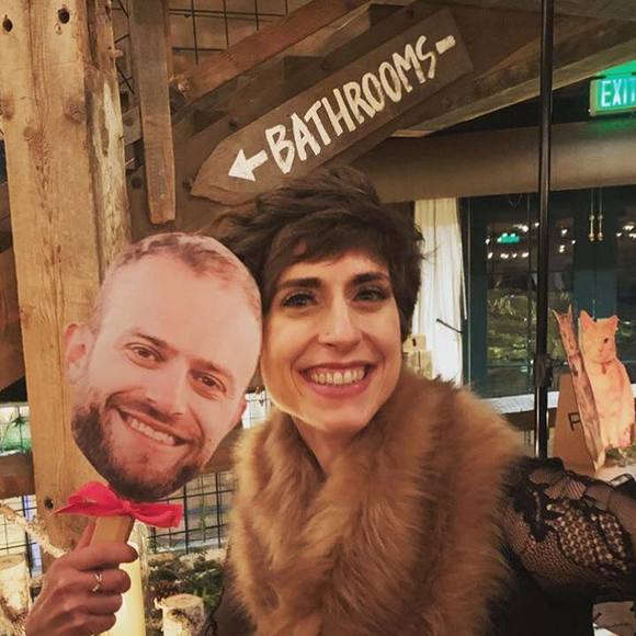 Meet your Posher, Angela - Picture 1 of 1